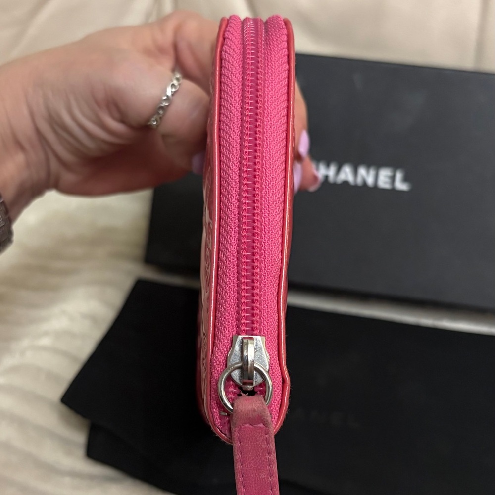 Chanel charms Patent Leather Zip organizer Wallet - Pink🔥 - Picture 6 of 13